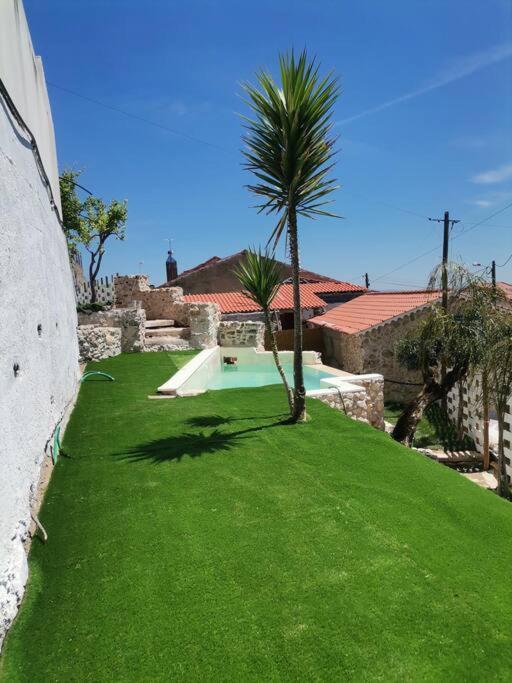 Moradias Do Castelo, Um Pequeno Paraiso Como Lhe Chamam Ourém Exterior photo